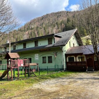 Működő panzió eladó a Szolvák paradicsom területén!