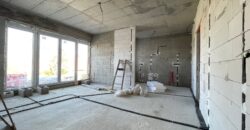 MADÁRCSICSERGŐS KÖRNYEZETBEN, PANORÁMÁS KILÁTÁSSAL, MÉGIS KÖZEL A FŐVÁROSHOZ IKERHÁZ MINDKÉT FELE ELADÓ!!!!