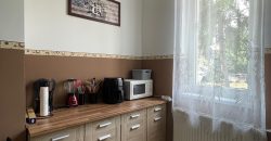 KISTARCSA VÁROSKÖZPONTJÁBAN KÉTSZOBÁS, HALLOS, BELSŐ UDVAROS, 62 M2-ES LAKÁS ELADÓ KIS LAKÓKÖZÖSSÉGBEN!!