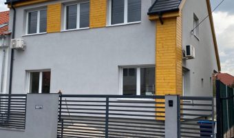 Rákospalotán, Zugló határában, az M3 bevezető szakasza mellett, családi házas övezetben lévő, teljes körűen felújított ház hosszútávra kiadó cégek számára.