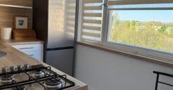 15.KERÜLET ZSÓKAVÁR UTCÁBAN PANELPROGRAMOS HÁZ 7. EMELTÉN FELÚJÍTOTT LAKÁS KIADÓ!